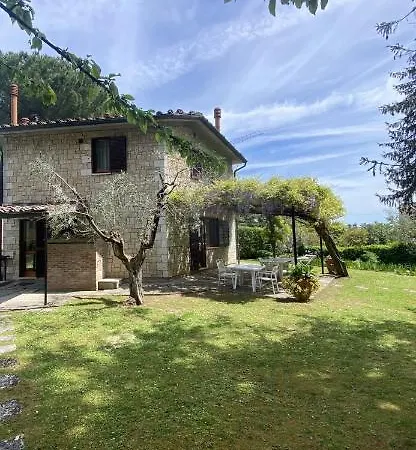 Magnolia In The Heart Of