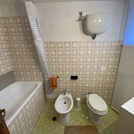 Magnolia In The Heart Of Villa